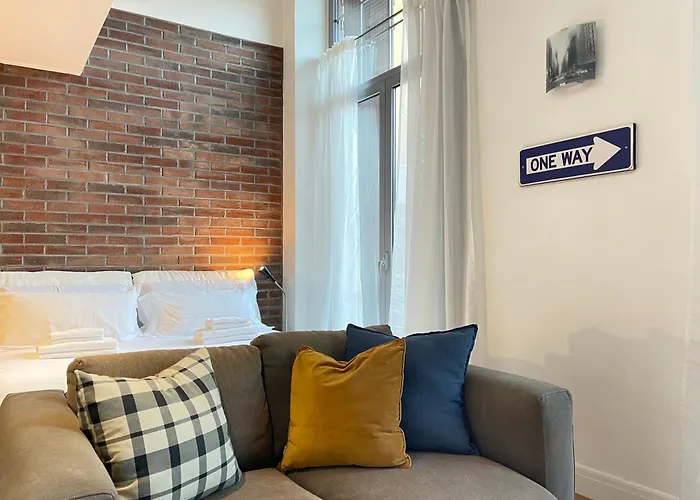 Nos Design - The Movie Loft Apartment